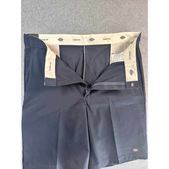 Dickies Twill Work Short Loose Fit Size 44 NWT - Picture 3 of 8